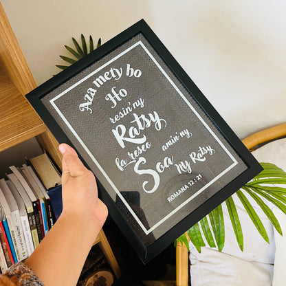 Wall decorative frame