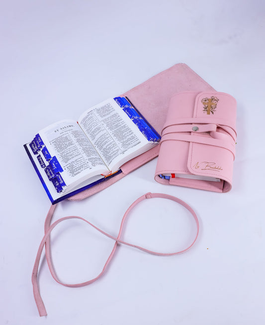 Finoana Cover